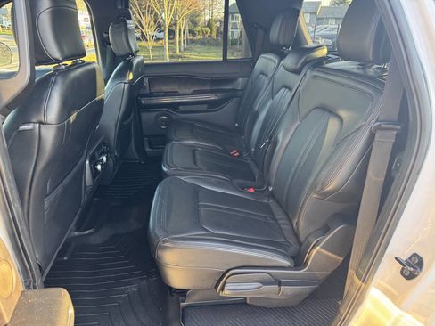 Used 2019 Ford Expedition Max Limited w/ Equipment Group 302A image 4