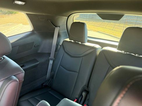 Certified 2025 Cadillac XT6 Premium Luxury image 23