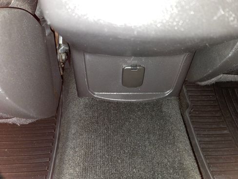 Used 2013 Ford Fusion SE FWD image 30