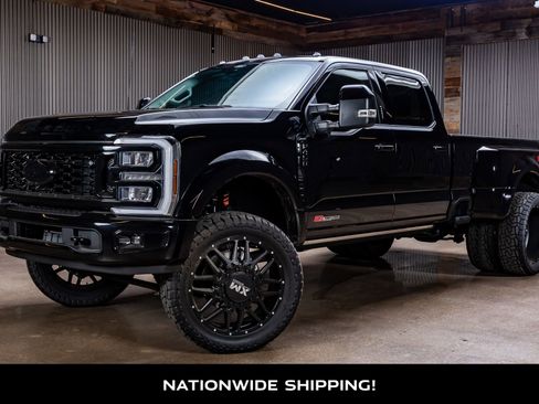 Used 2026 Ford F450 Lariat w/ FX4 Off-Road Package image 4