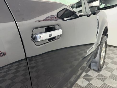 Used 2017 Ford F250 Platinum w/ Platinum Ultimate Package image 30