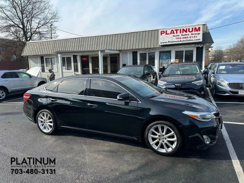 Used 2013 Toyota Avalon Limited image 2