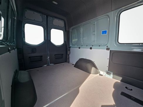 New 2026 Mercedes-Benz Sprinter 2500 image 20