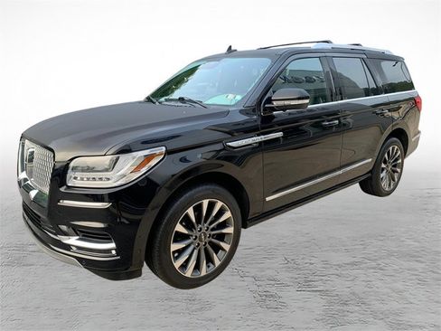 Used 2021 Lincoln Navigator Reserve w/ Luxury Package AWD/4WD image 6