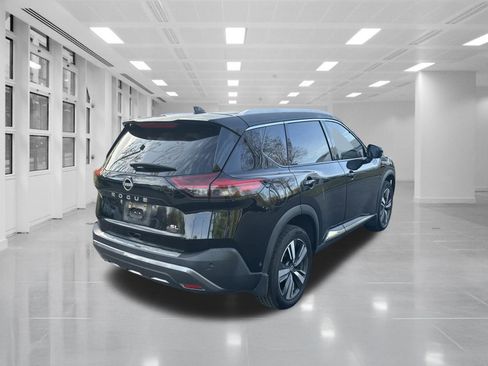 Used 2023 Nissan Rogue SL w/ SL Premium Package FWD image 5