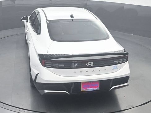 Used 2025 Hyundai Sonata SEL FWD image 24