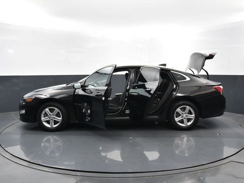 Used 2022 Chevrolet Malibu LT image 34