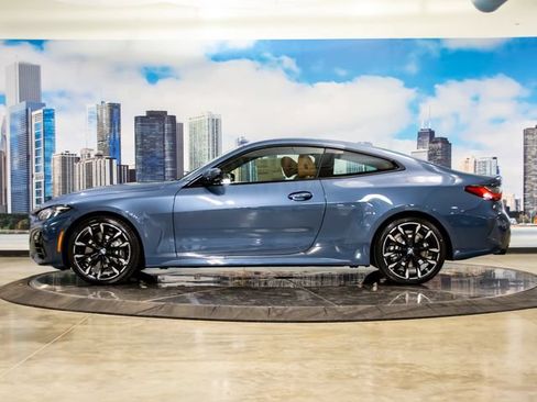 Used 2027 BMW 430i Coupe w/ M Sport Package AWD/4WD image 6