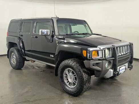 Used 2008 HUMMER H3 Luxury AWD/4WD image 2
