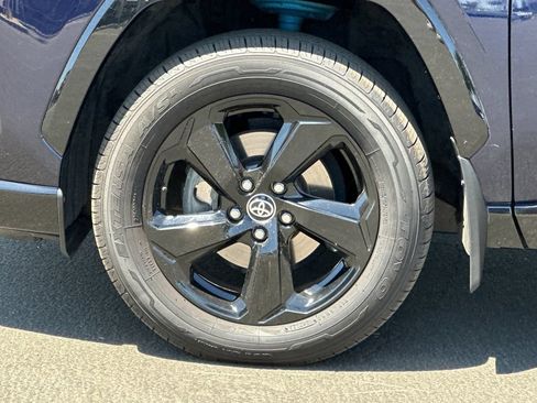 Used 2020 Toyota RAV4 XSE AWD/4WD image 25