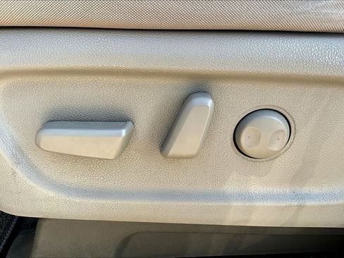 Used 2016 Kia Sedona LX w/ Option Group 020 image 31