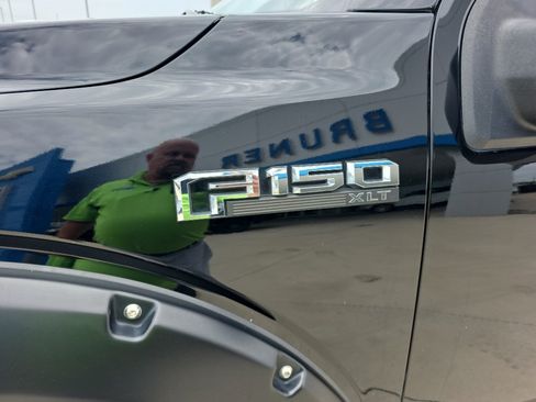 Used 2018 Ford F150 XLT w/ Equipment Group 302A Luxury AWD/4WD image 6