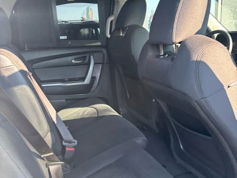 Used 2012 GMC Acadia SL image 18