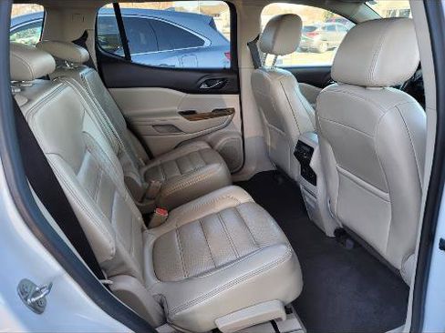 Used 2017 GMC Acadia Denali w/ Technology Package FWD image 25