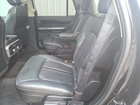 Used 2020 Ford Expedition Platinum image 29