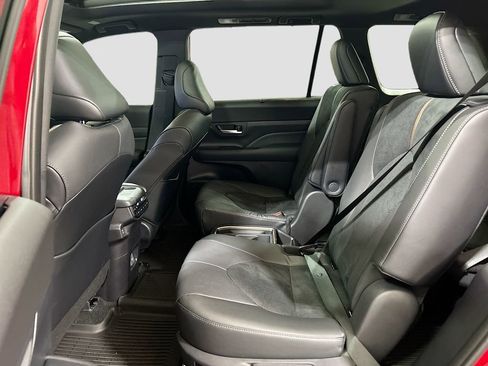 New 2026 Toyota Grand Highlander AWD Hybrid image 23