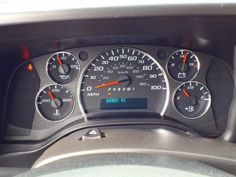 Used 2024 Chevrolet Express 3500 w/ Power Convenience Package RWD image 21