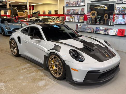 Used 2025 Porsche 911 GT3 RS RWD image 4