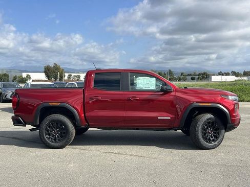 New 2026 GMC Canyon Elevation image 2