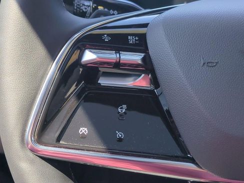 Certified 2024 Cadillac Lyriq Luxury RWD image 26