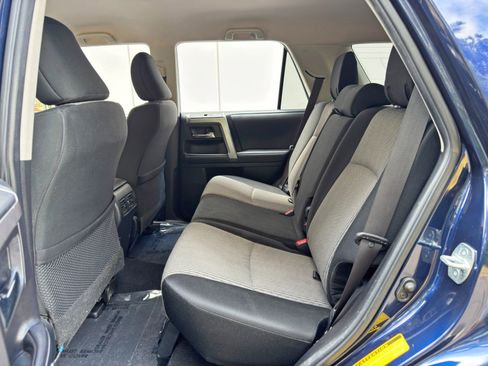 Used 2019 Toyota 4Runner SR5 RWD image 35