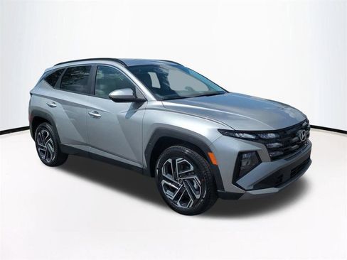 New 2026 Hyundai Tucson SEL Plus AWD/4WD image 2