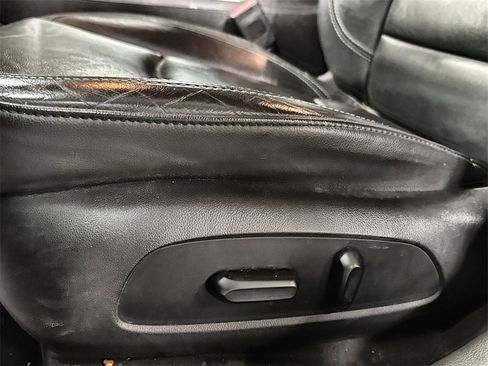 Used 2016 Chevrolet Cruze Premier image 13