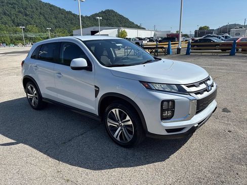 Used 2024 Mitsubishi Outlander Sport ES AWD/4WD image 7
