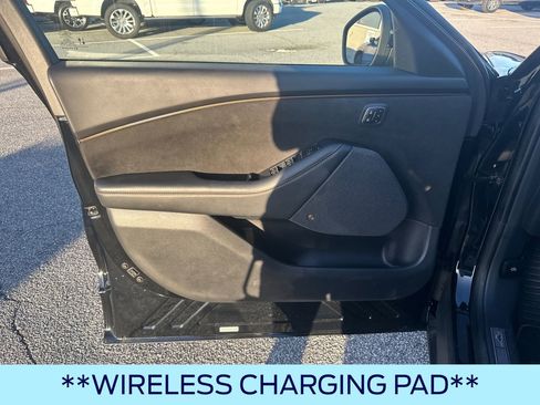 Certified 2022 Ford Mustang Mach-E GT image 11