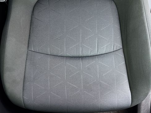 Certified 2025 Toyota RAV4 XLE AWD/4WD image 18