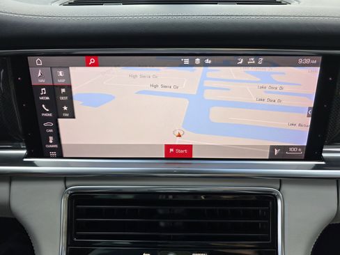 Used 2021 Porsche Panamera Turbo S image 21