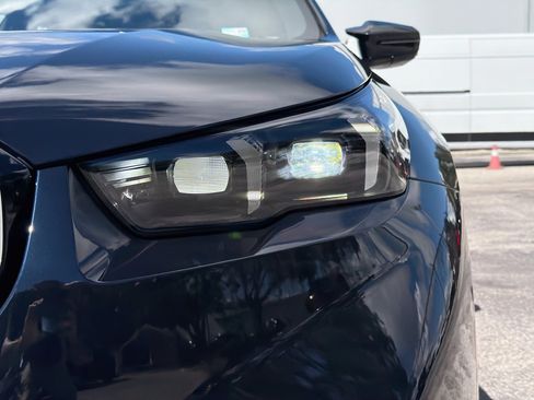 New 2027 BMW M5 w/ Carbon Package AWD/4WD image 9