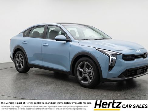 Used 2025 Kia K4 LXS FWD image 1