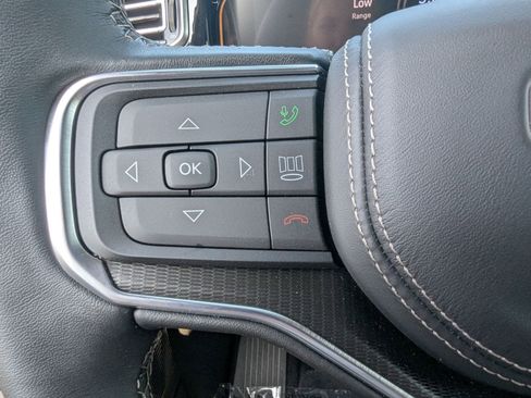 New 2026 Jeep Grand Wagoneer L Summit w/ Premium Group III image 24