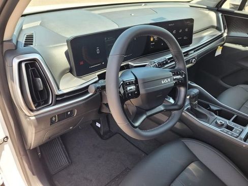 New 2026 Kia Sorento S w/ S Panoramic Sunroof Package FWD image 9