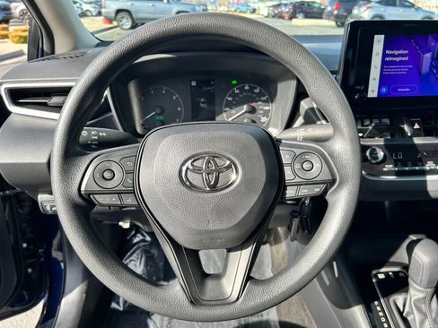 Used 2024 Toyota Corolla LE image 12