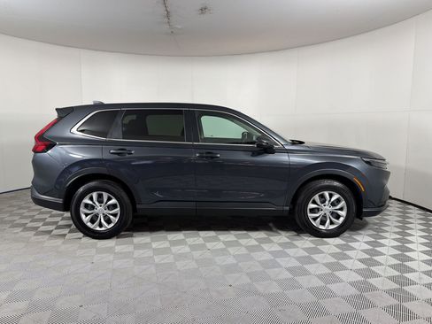 Used 2025 Honda CR-V LX image 8