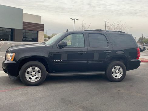 Used 2012 Chevrolet Tahoe LT w/ Luxury Package image 3
