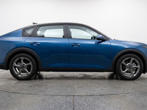 Used 2025 Kia K4 FWD image 11