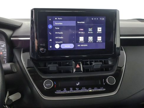 Used 2024 Toyota Corolla LE image 38