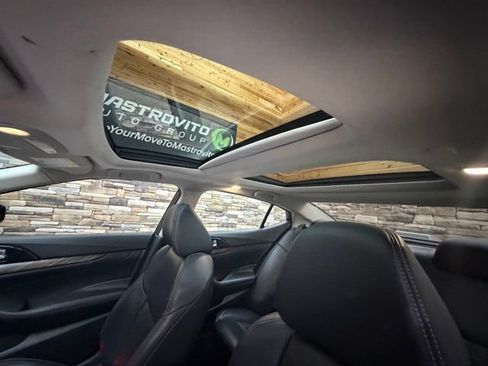 Used 2016 Nissan Maxima Platinum FWD image 28