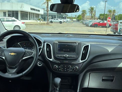 Certified 2023 Chevrolet Equinox LT FWD image 24