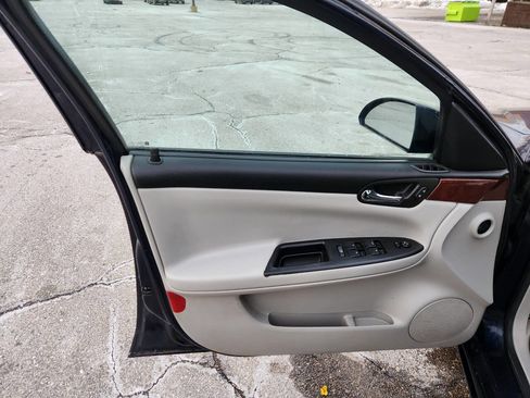 Used 2008 Chevrolet Impala LT image 8