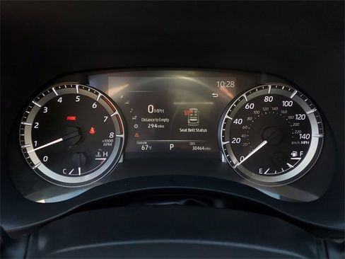 Used 2023 Toyota Highlander XLE image 30