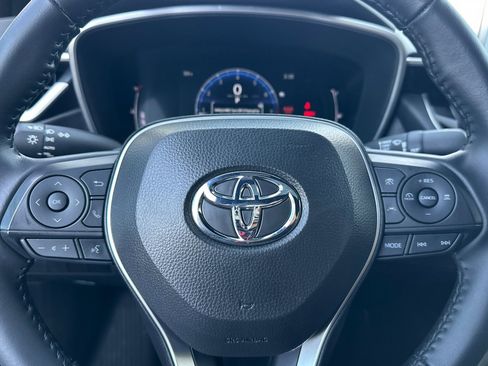Used 2025 Toyota Corolla XSE image 29