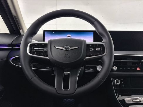 New 2026 Genesis GV70 2.5T AWD/4WD image 11