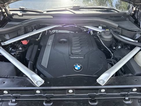 Used 2022 BMW X5 sDrive40i w/ M Sport Package RWD image 34
