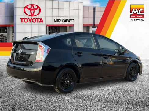 Used 2013 Toyota Prius Three w/ Solar Roof Pkg FWD image 5