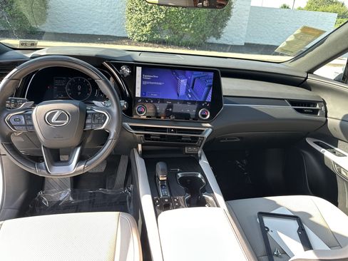 Certified 2024 Lexus RX 350 Premium w/ Accessory Package AWD/4WD image 29