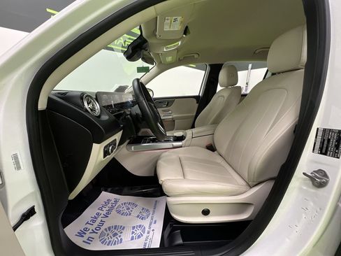Used 2021 Mercedes-Benz GLB 250 4MATIC image 15